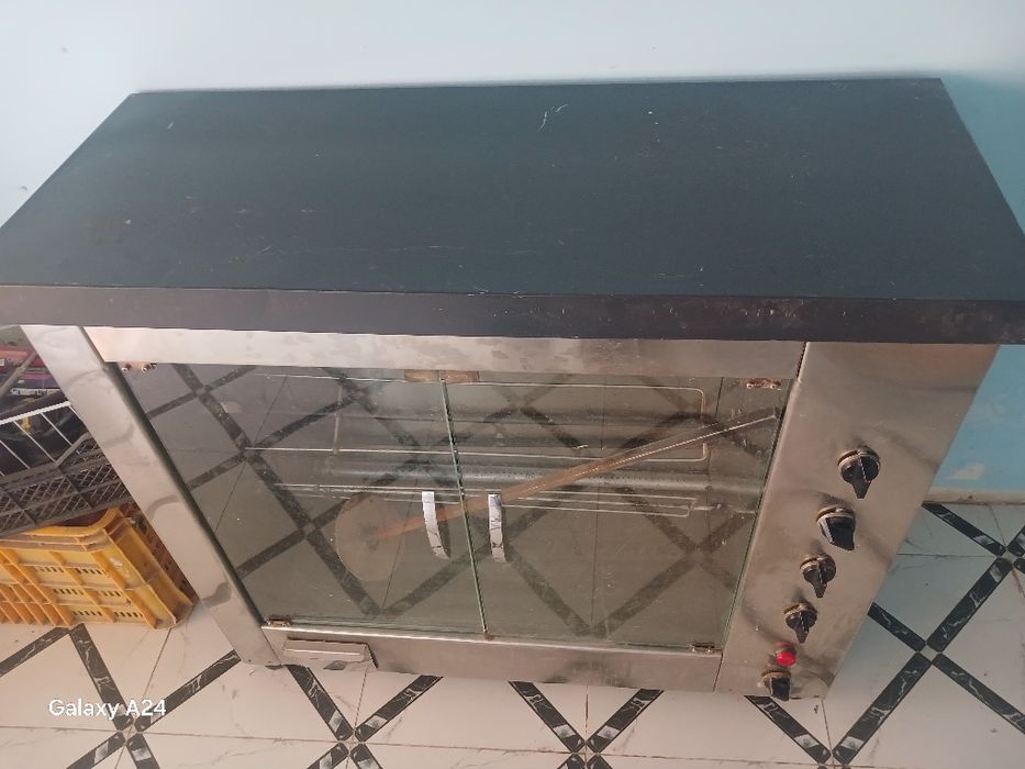 Gril pishiradigan aparat