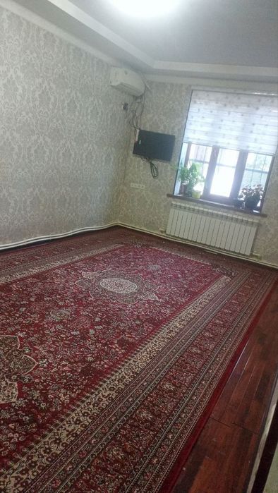 Gagarin tabaka 24 oldida 2 xona kvartira Ijaraga Beriladi