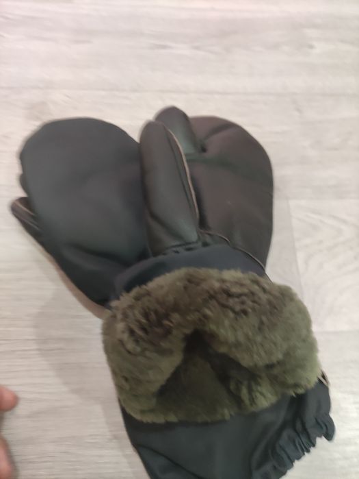 Продам варежки перчатки