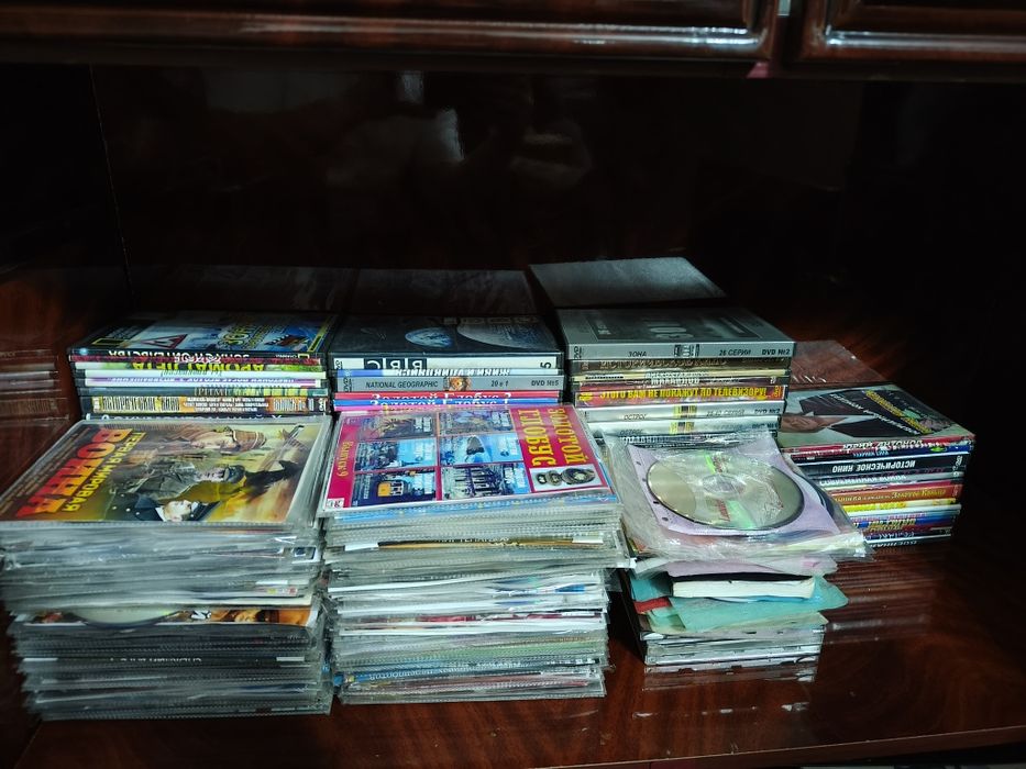 Продам диски больше 200 штук