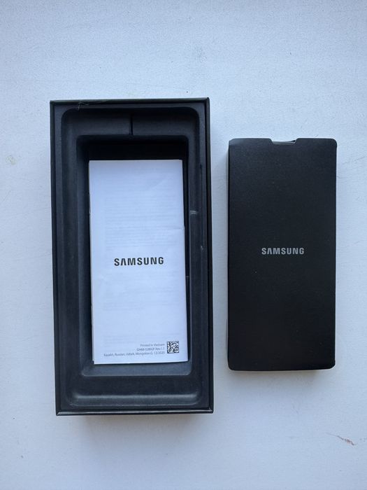 Продам телефон Samsung S21 Ultra 5G