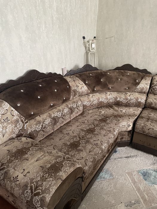 Диван для зала