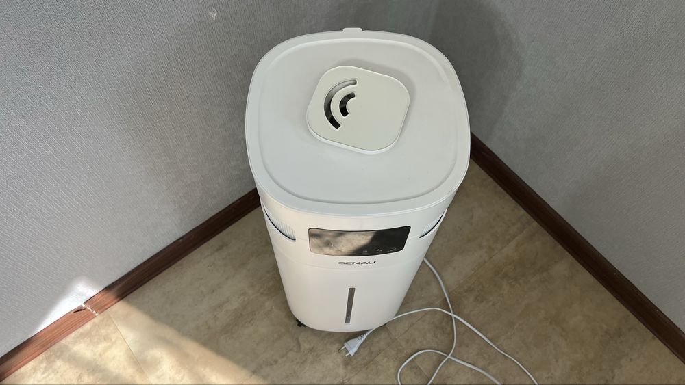 Продам Увлажнитель воздуха Genau