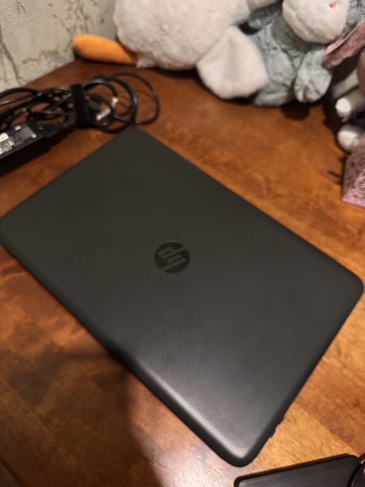 Продам срочно ноутбук HP250.Торг уместен!