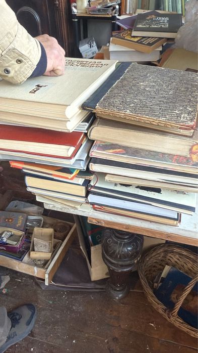 Продам книги , редкие издания