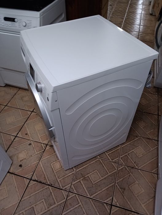 Сушилня с термопомпа Бош Bosch Eco Logixx7s. A++ 7кг 2 години гаранция