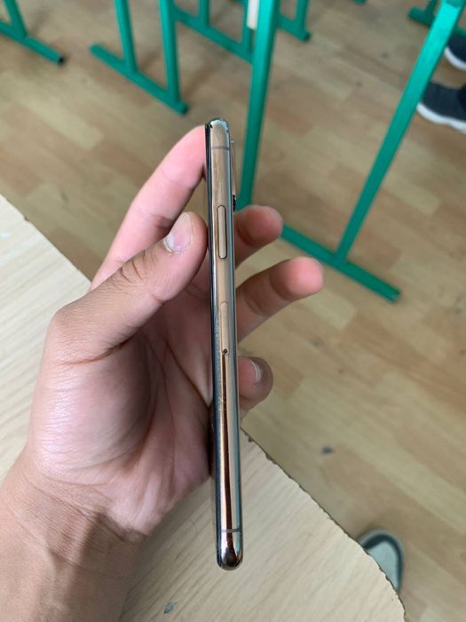 Iphone xs 256gb.