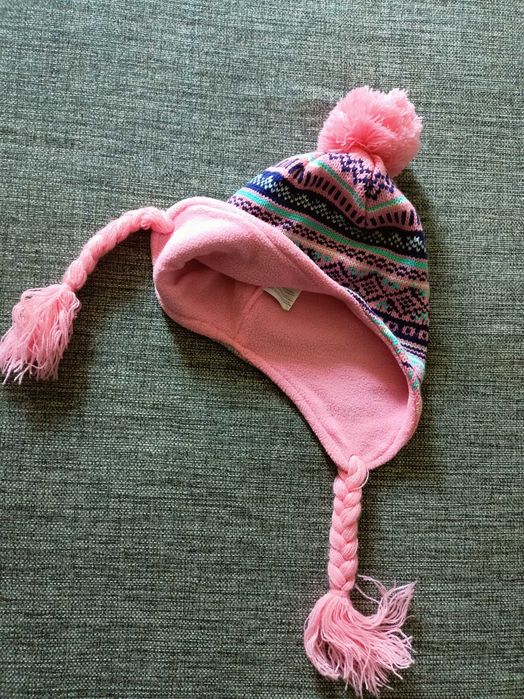 Детская шапочка для девочки весна-осень
