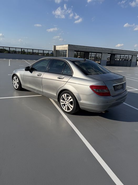 MERCEDES-BENZ C-Class 2010 — imagine 5