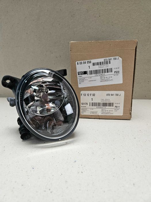 Far ceata dreapta Audi A4 2008-2012, Audi A6 2009-2011, Audi Q5 2009-2016 - 8T0941700J