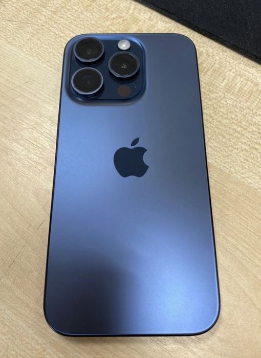 Продам IPhone 15 pro 512 g Blue Titanium