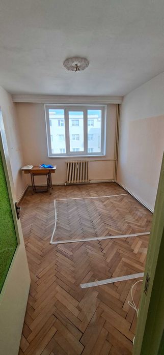 Apartament 3 camere, et. 3, zona Orion, Piatra Neamt