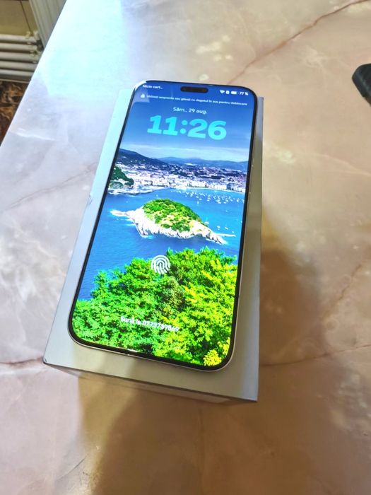 Honor Magic 8 Pro impecabil, baterie 7100 mAh