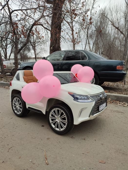 Продам детский электромобиль