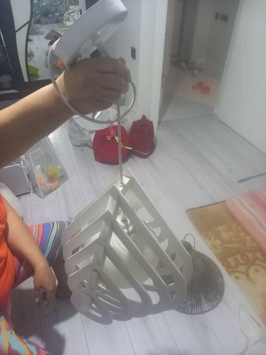 Продам люстры для дома