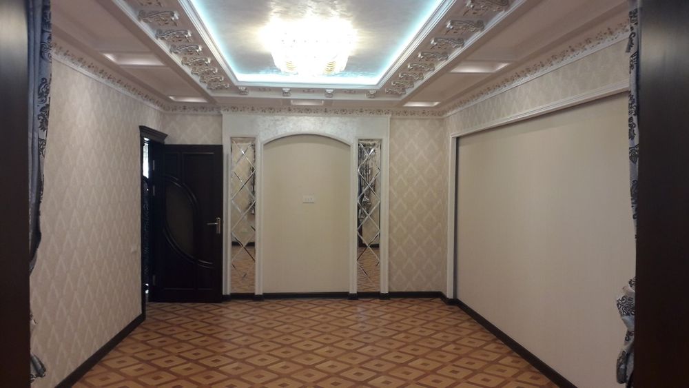 м. Беруний 4/4/9  110 м2. в доль дороги с ремонтом