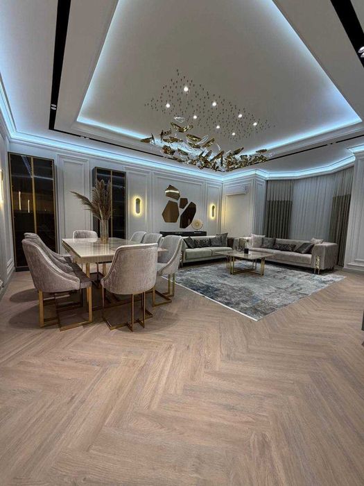 4-комн. в "Банковском доме", 180 м², центр, полностью укомплектована `
