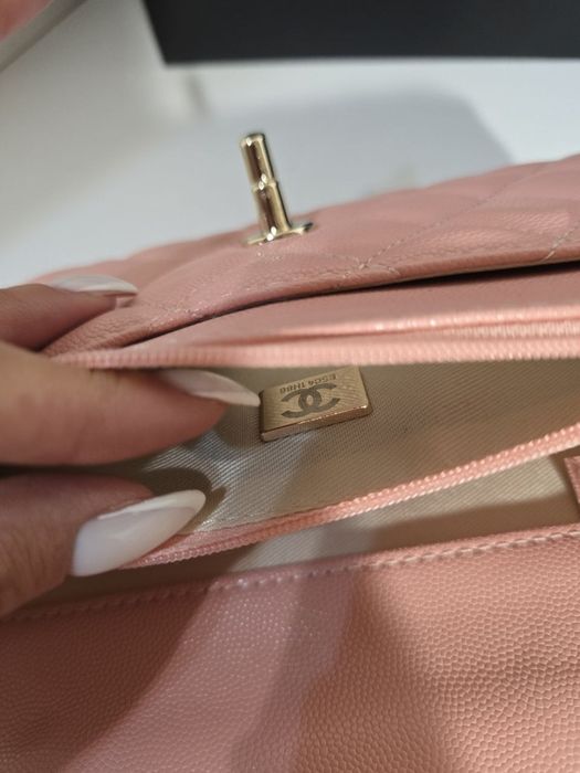 Налична чанта Chanel WOC розова