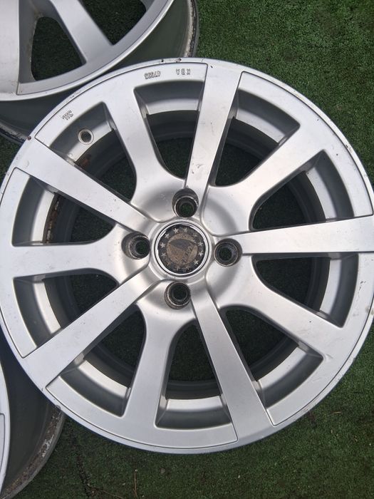 15цола оригинални за VW Audi Seat 4×100 ет 38  6.5J ×15 ц.57.1мм