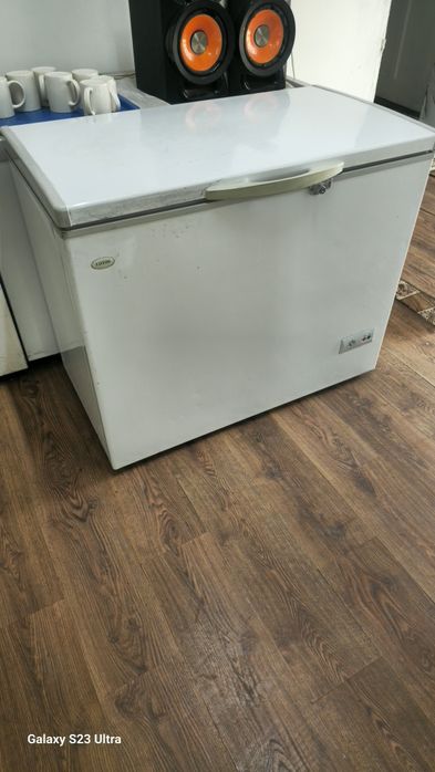 Продам морозильник рабочий