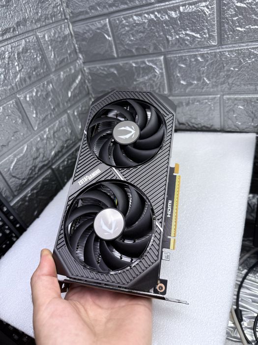 RTX 5060 ZOTAC как новая