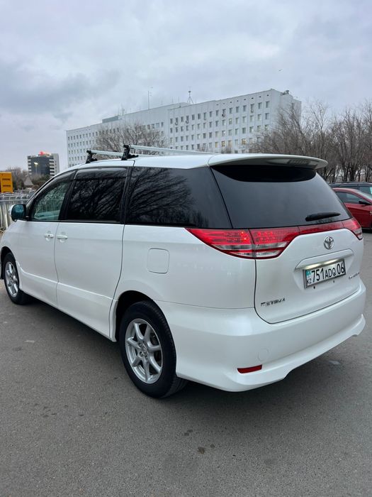 Тойота  Estima 3,5