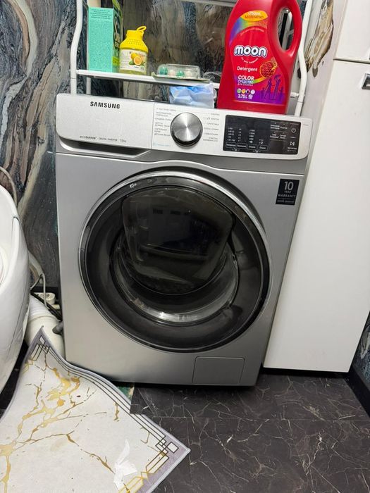 Продам стиральную машинку