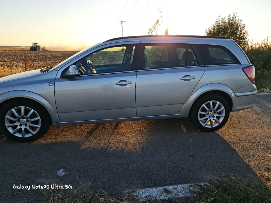 OPEL Astra 2010 — imagine 5