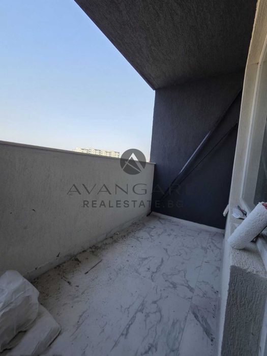 Продава се Тристаен апартамент в Пловдив, Тракия - 95 кв.м за 2053 €/кв.м - Снимка #8