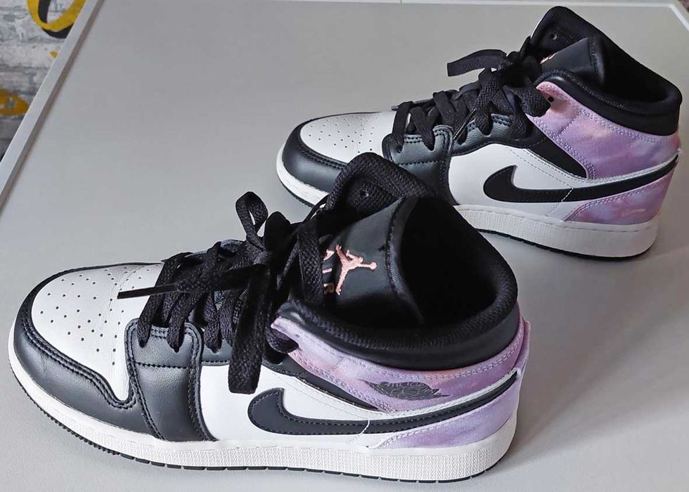 Nike Air Jordan 1 MID Limited Edition N38