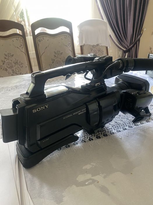 Видеокамера Sony HD 1500