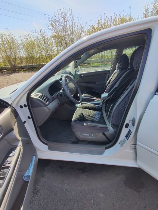 Продам срочно камри 35