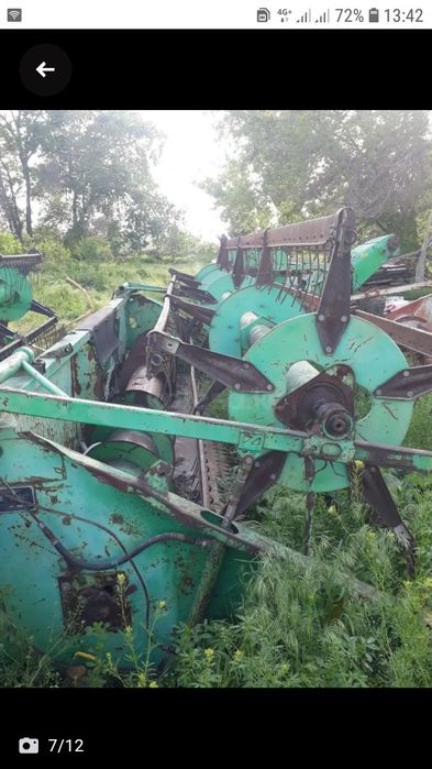 Камбаин Нива Эффект в хорошем состоянии двс д260.