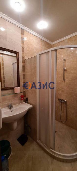 Продава се Едностаен апартамент в Созопол - 70 кв.м за 1300 €/кв.м - Снимка #9