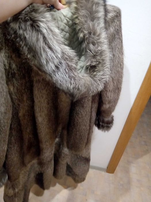 Шуба женская с капюшоном