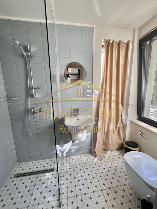 Продава се Хотел в Варна, м-т Евксиноград - 750 кв.м за 2000 €/кв.м - Снимка #12