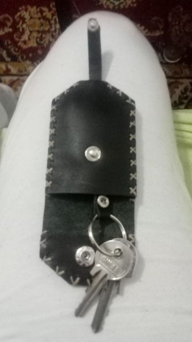 Port chei, din piele