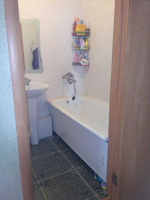 продам 3 комн кв