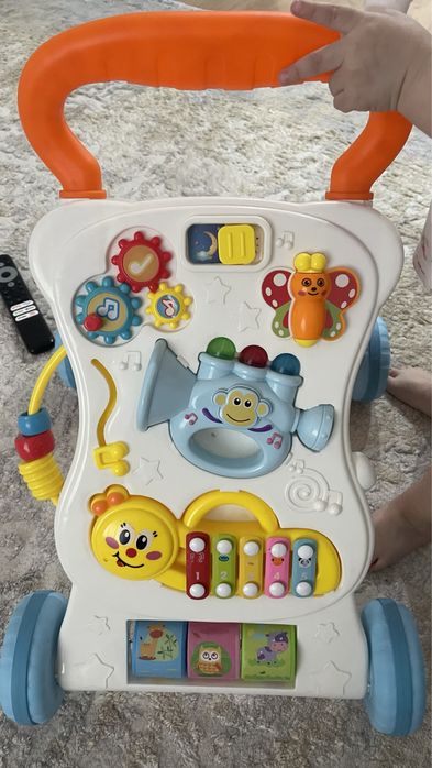 Ходунок каталка, в рабочем состоянии ,