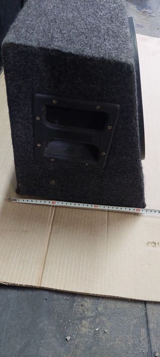 Сабвуфер в авто...