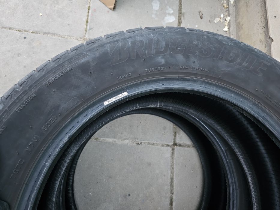 Bridgestone 235 55 R18