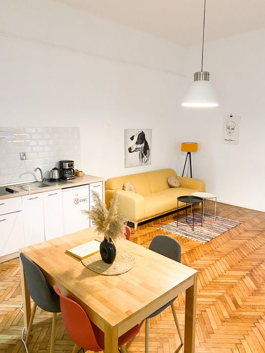 Regim hotelier central plata card vacanta