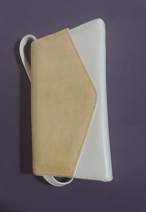 Дамска бяла чанта