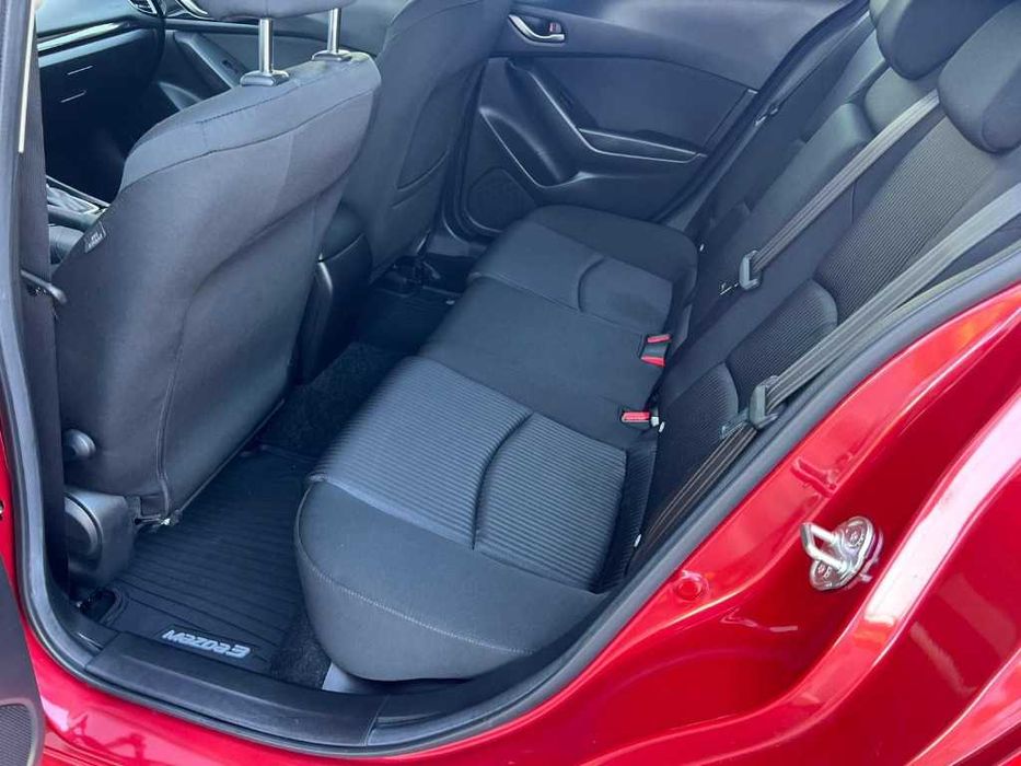 Mazda 3 1.5D 2016г.