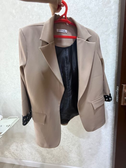 Продам женский пиджак