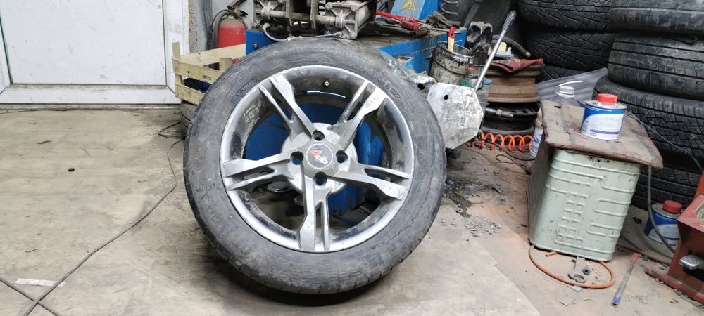 Продам диски с резиной