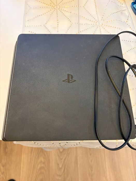 Плейстейшън 4 / PlayStation 4