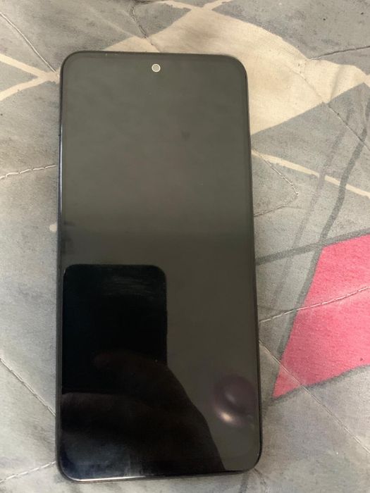 продаю редми 12с 256гб