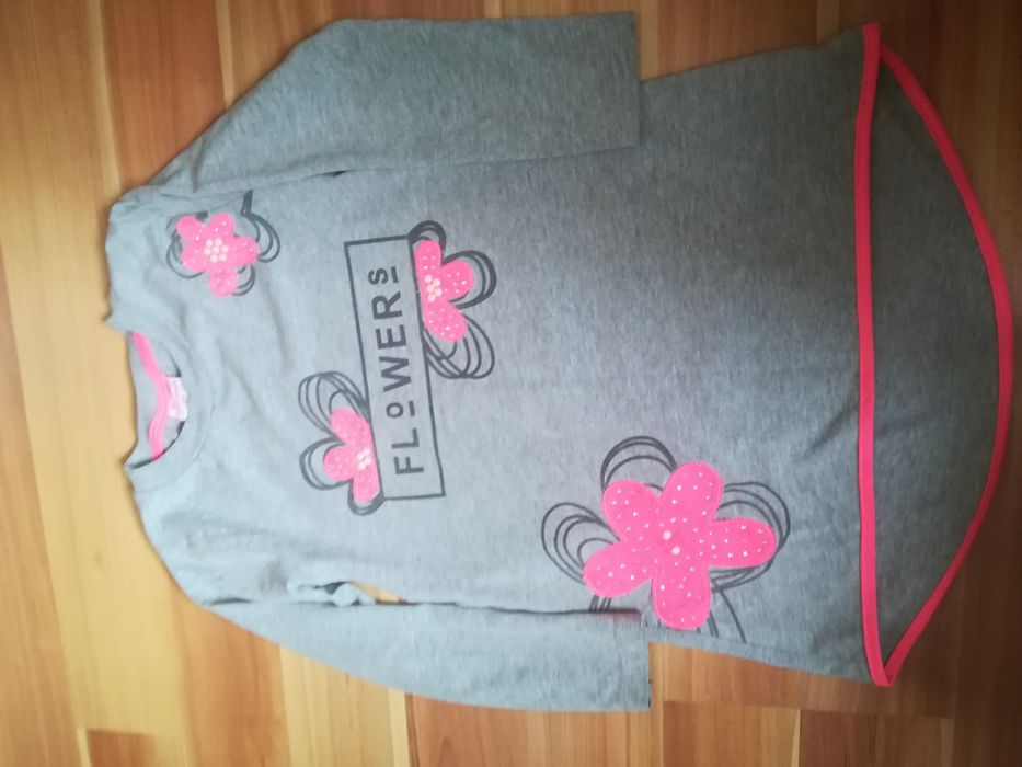 Куртка весна 4-5лет одежды