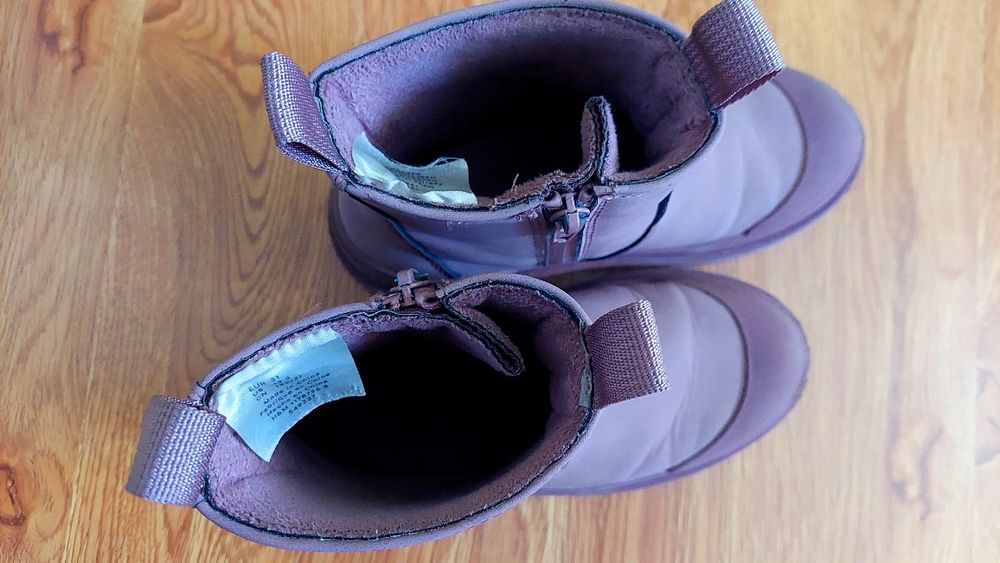 Ghete fete  marca H&M